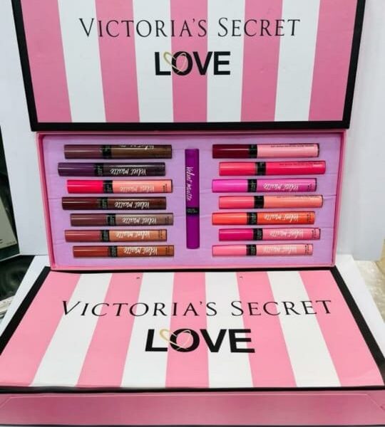 Victoria Secrete Lipgloss 15 Pc 💎 Available In Quantity 🔥have High Demand